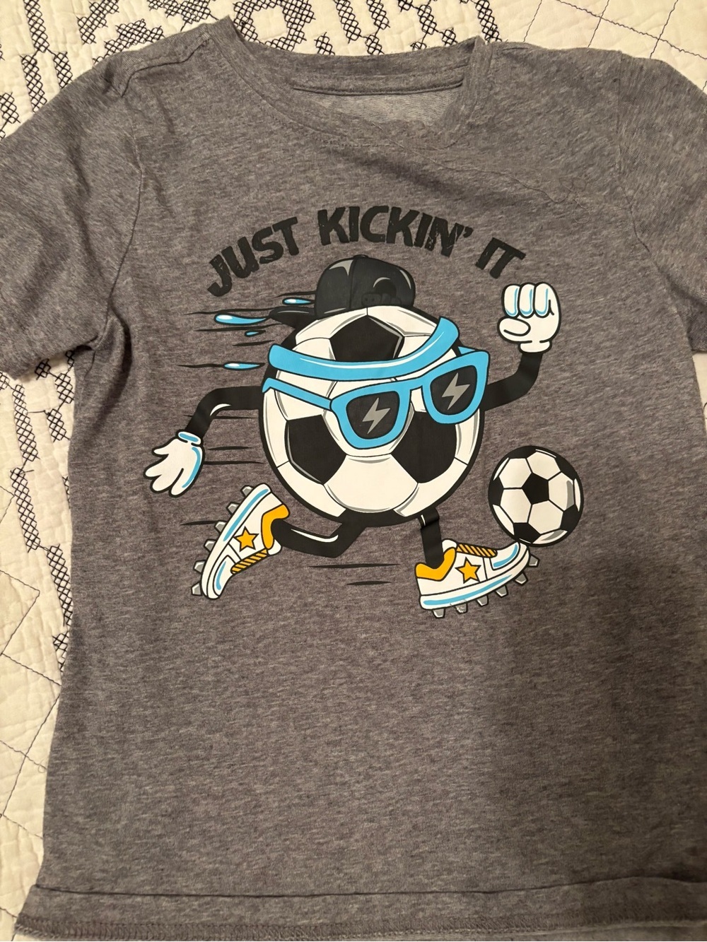 Bundle of 3 Kids Tshirts XS 6